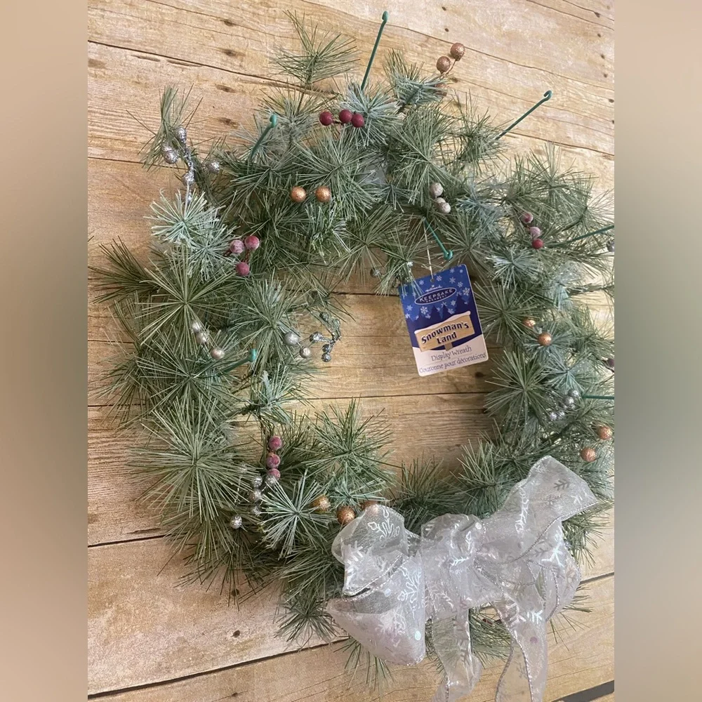 Hallmark festive wreath